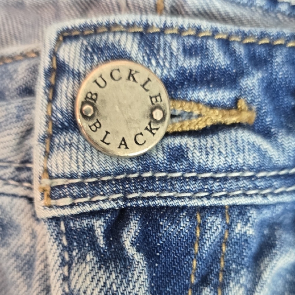 Buckle Black - Women's Embroidered Denim Shorts 100% Cotton - Picture 11 of 12